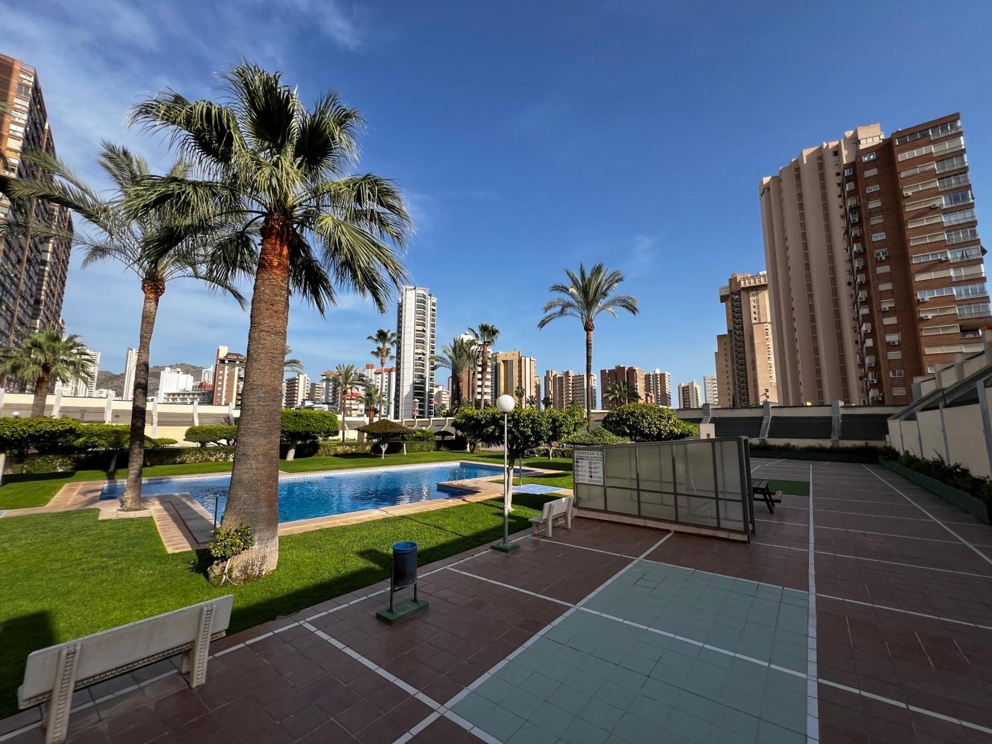 Beautifull Apartment In Бенидорм Экстерьер фото