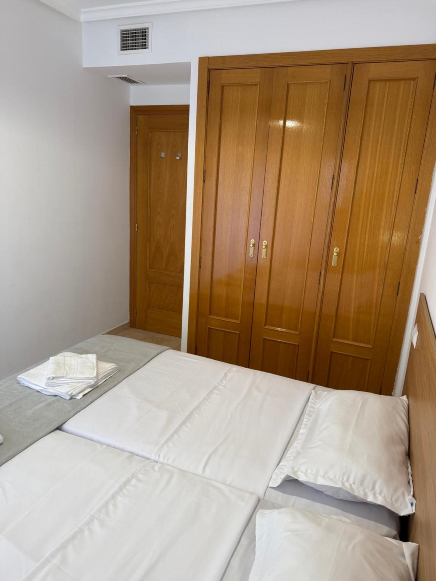 Beautifull Apartment In Бенидорм Экстерьер фото