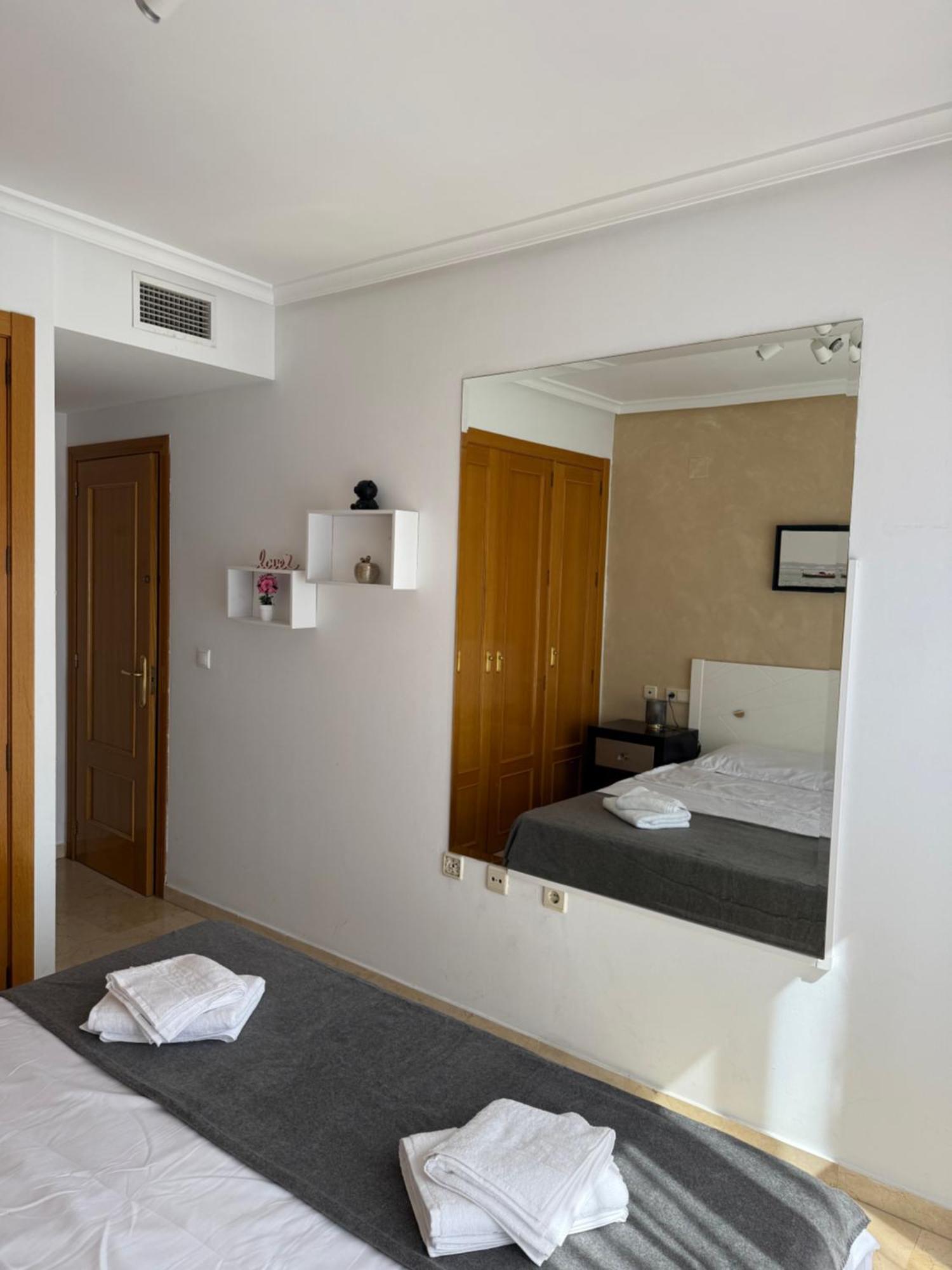 Beautifull Apartment In Бенидорм Экстерьер фото